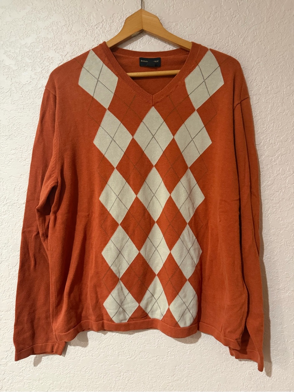 Banana Republic Orange V-Neck Argyle Sweater with Cream Diamonds